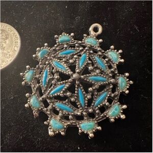 TRADED-Vintage Silver Turquoise Pendant
